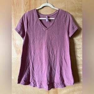 💕 LuLaRoe 💕 Women's V-Neck Short Sleeve Top